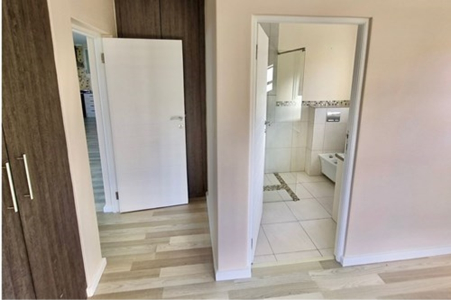 3 Bedroom Property for Sale in Fairview Golf Estate Western Cape